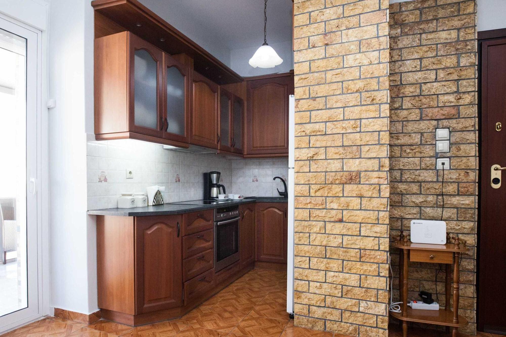 Central 2 Bd Apt With Balcony By Monastiraki Atene Esterno foto